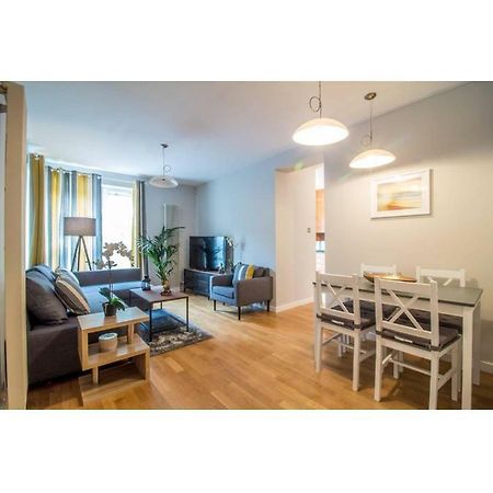 Central And Stylish One Bedroom Apartment Edinburgh Exterior foto