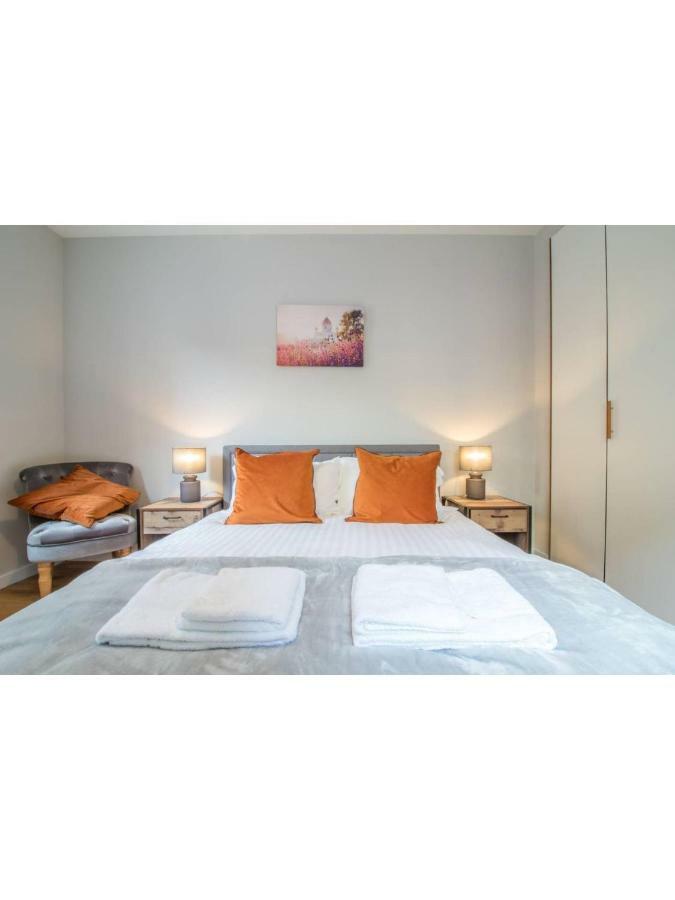 Central And Stylish One Bedroom Apartment Edinburgh Exterior foto
